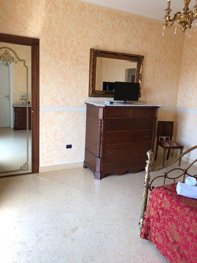 Villa Belvedere Di Rita Галлиполи Экстерьер фото